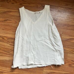 Soft Surroundings Textured Cream Tank Top